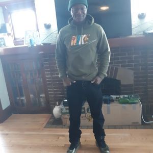 Meet your Posher, Aaron